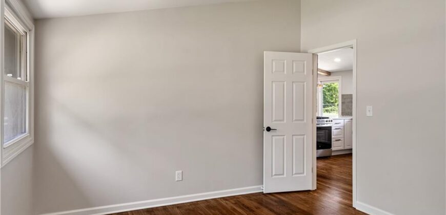5701 N Highland Avenue, Gladstone, MO 64118