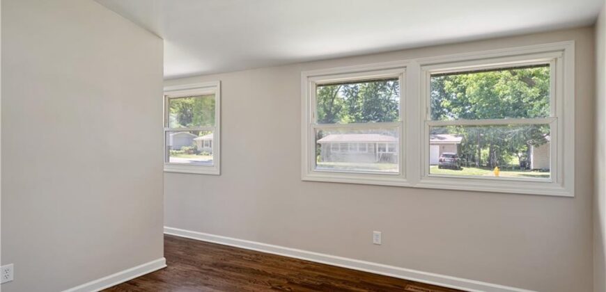 5701 N Highland Avenue, Gladstone, MO 64118