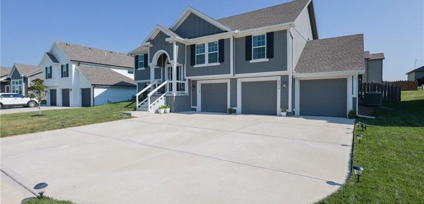 6012 NE 119th Street, Kansas City, MO 64156