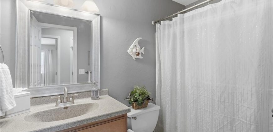 905 NE 100th Court, Kansas City, MO 64155