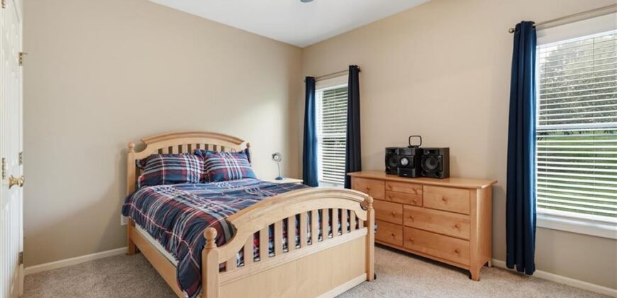 905 NE 100th Court, Kansas City, MO 64155