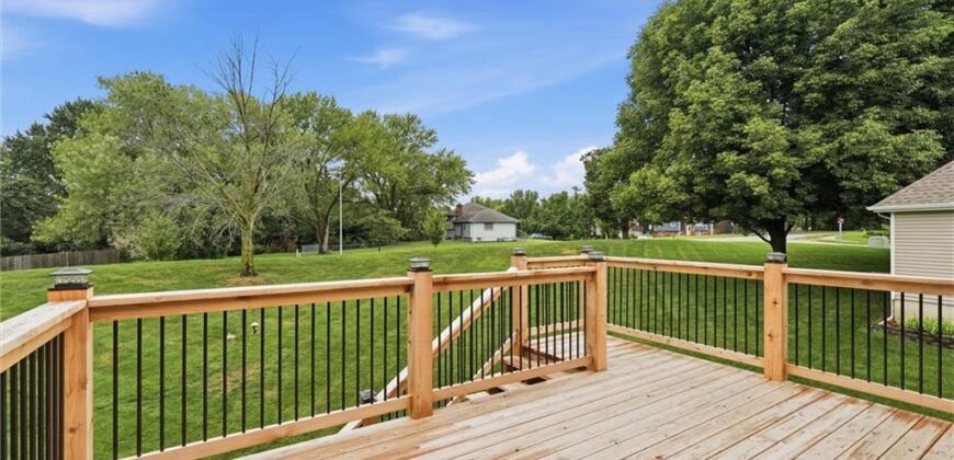 905 NE 100th Court, Kansas City, MO 64155