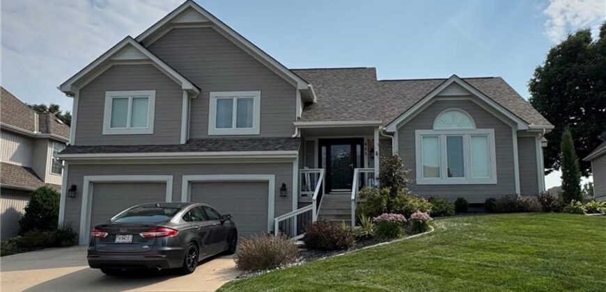 905 NE 100th Court, Kansas City, MO 64155