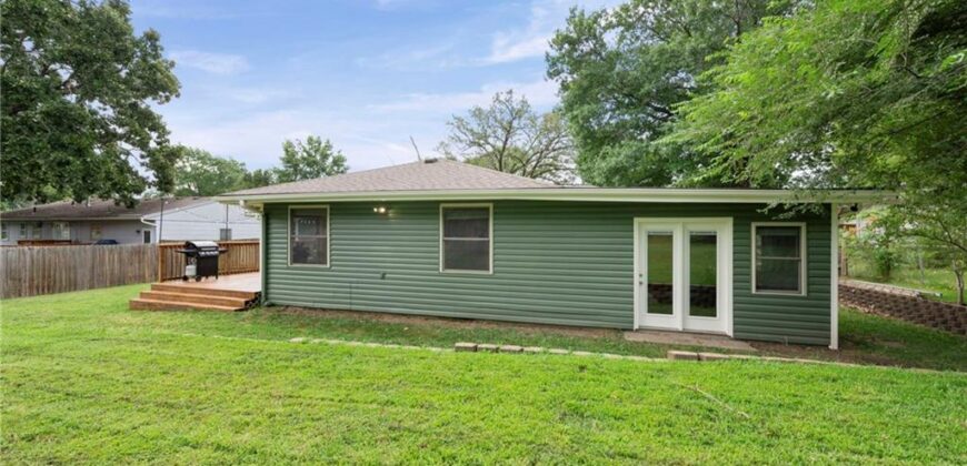 1630 NE 48th Terrace, Kansas City, MO 64118