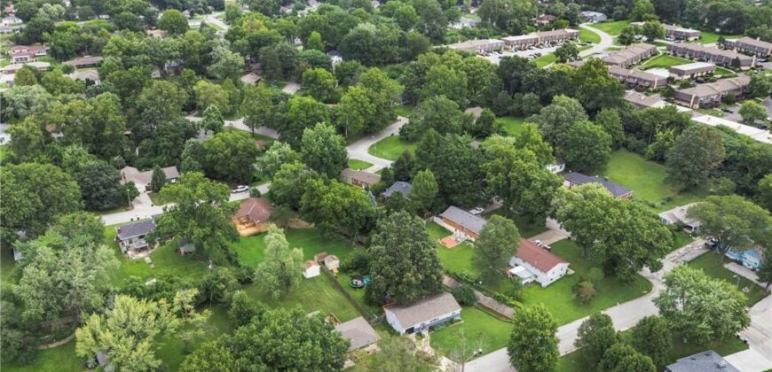 1630 NE 48th Terrace, Kansas City, MO 64118