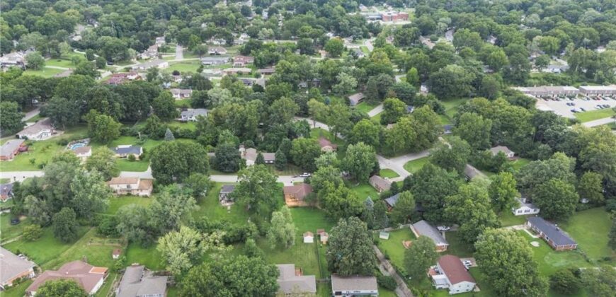 1630 NE 48th Terrace, Kansas City, MO 64118