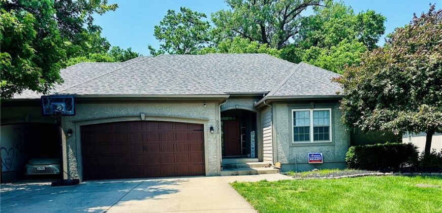 9038 N Saint Clair Avenue, Kansas City, MO 64154