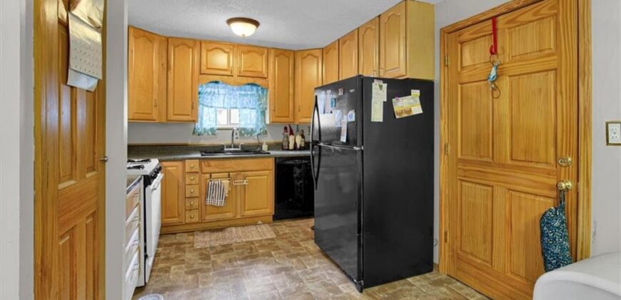 1212 44th Street, Kansas City, MO 64116