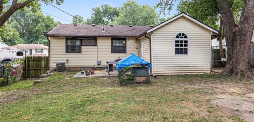 1212 44th Street, Kansas City, MO 64116