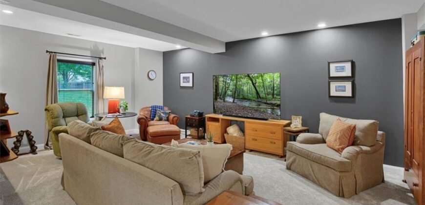 408 Lee Drive, Kearney, MO 64060