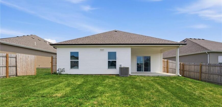 12322 N Pomona Avenue, Kansas City, MO 64163
