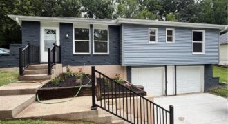 9310 NW 68th Street, Parkville, MO 64152
