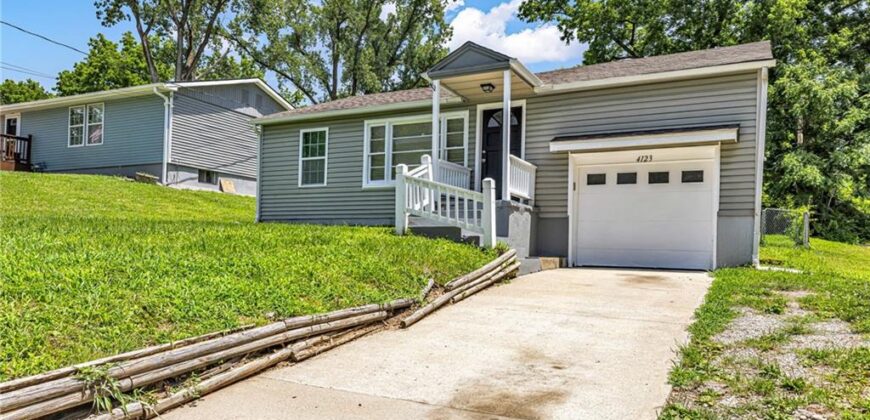 4123 N Cleveland Avenue, Kansas City, MO 64117