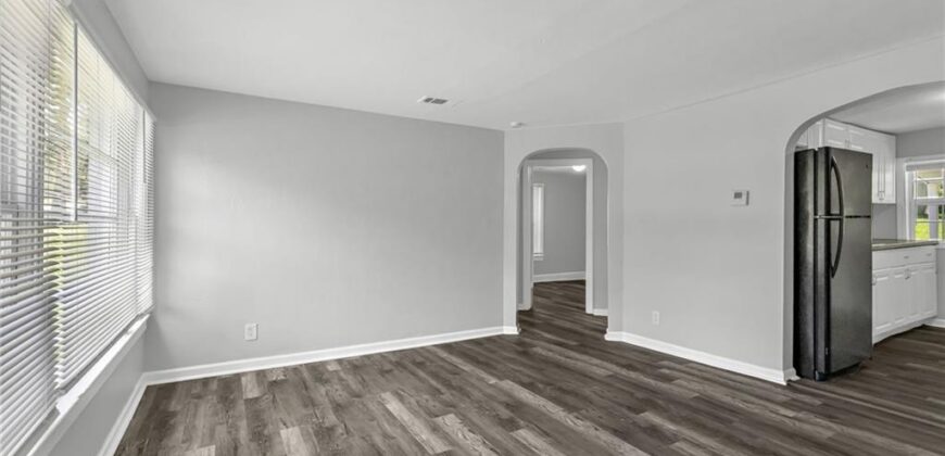 4123 N Cleveland Avenue, Kansas City, MO 64117