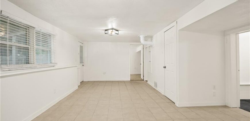 413 NW 88th Terrace, Kansas City, MO 64155