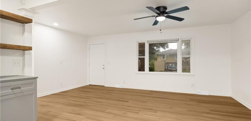413 NW 88th Terrace, Kansas City, MO 64155