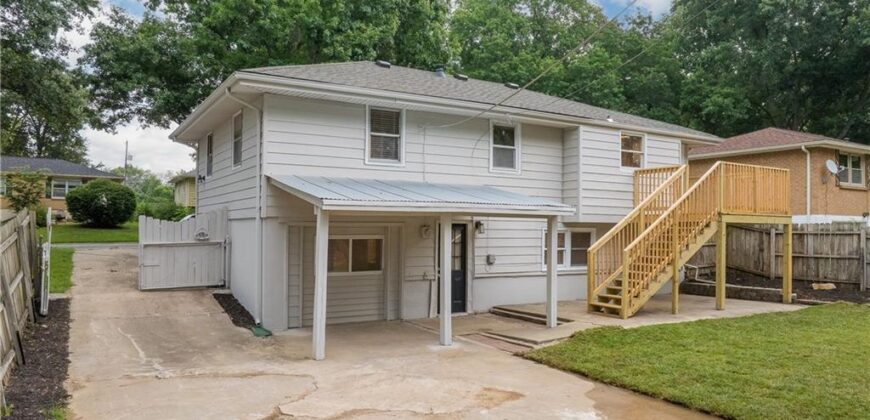 413 NW 88th Terrace, Kansas City, MO 64155