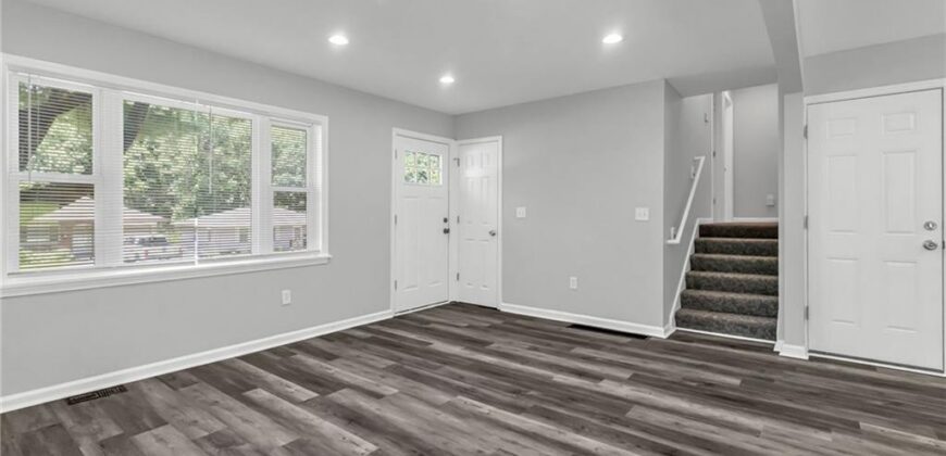 4807 N Wallace Avenue, Kansas City, MO 64119