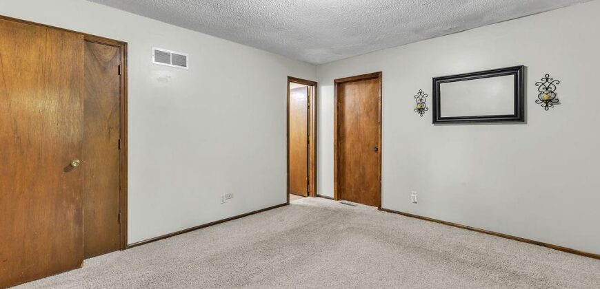 7001 N Highland Avenue, Kansas City, MO 64118