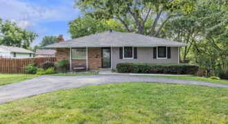 7001 N Highland Avenue, Kansas City, MO 64118