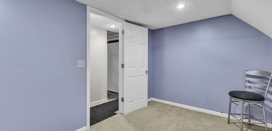 7001 N Highland Avenue, Kansas City, MO 64118