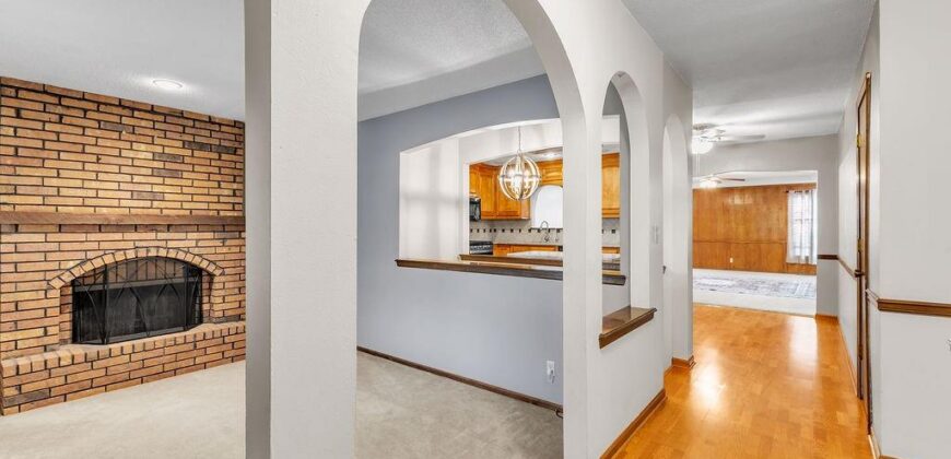 7001 N Highland Avenue, Kansas City, MO 64118
