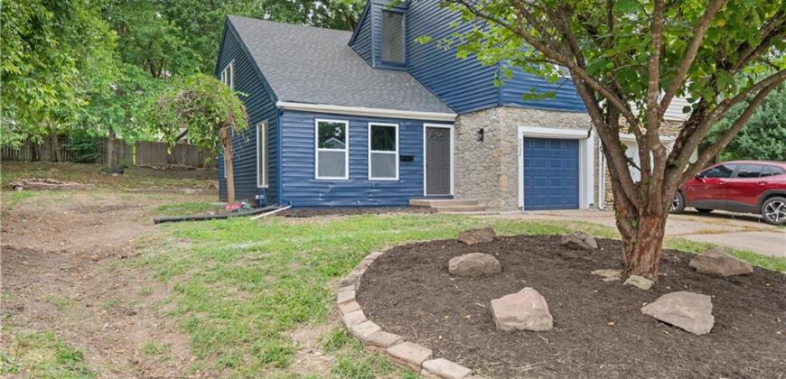 7232 N Monroe Avenue, Gladstone, MO 64119