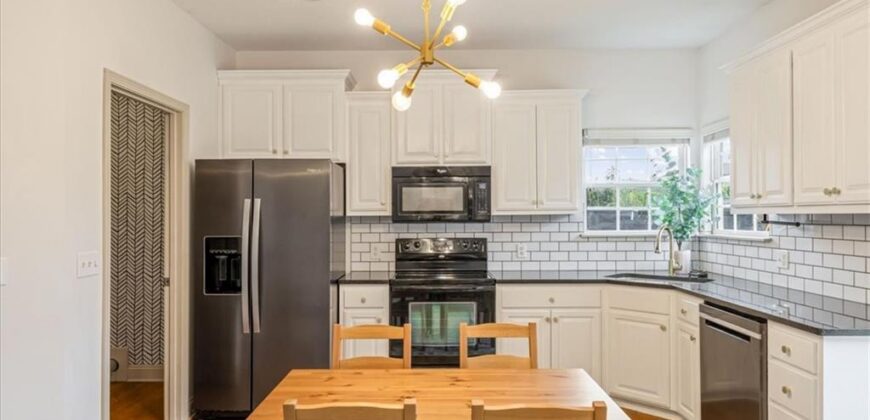 3901 NW Old Stagecoach Road, Kansas City, MO 64154