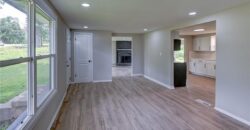 8717 Old Stagecoach Road, Kansas City, MO 64154