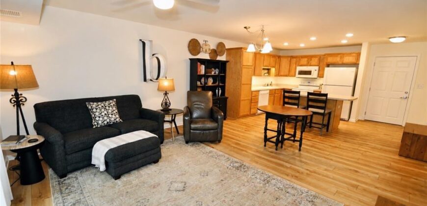 2651 NW Barry Road, Kansas City, MO 64154