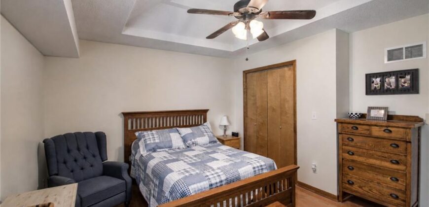 11216 N Donnelly Avenue, Kansas City, MO 64157