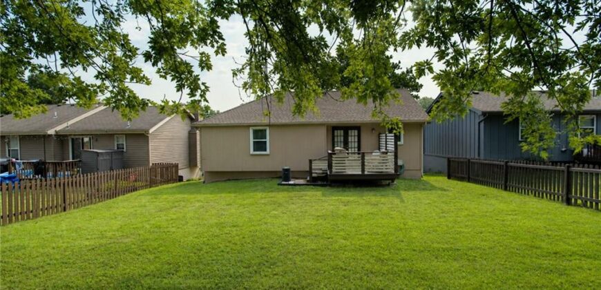 11216 N Donnelly Avenue, Kansas City, MO 64157