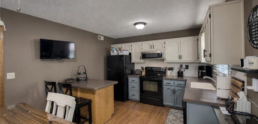 11216 N Donnelly Avenue, Kansas City, MO 64157