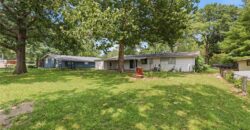 1803 NE 57th Street, Gladstone, MO 64118