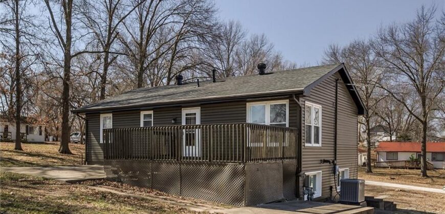 12911 NW Porter Road, Kansas City, MO 64152