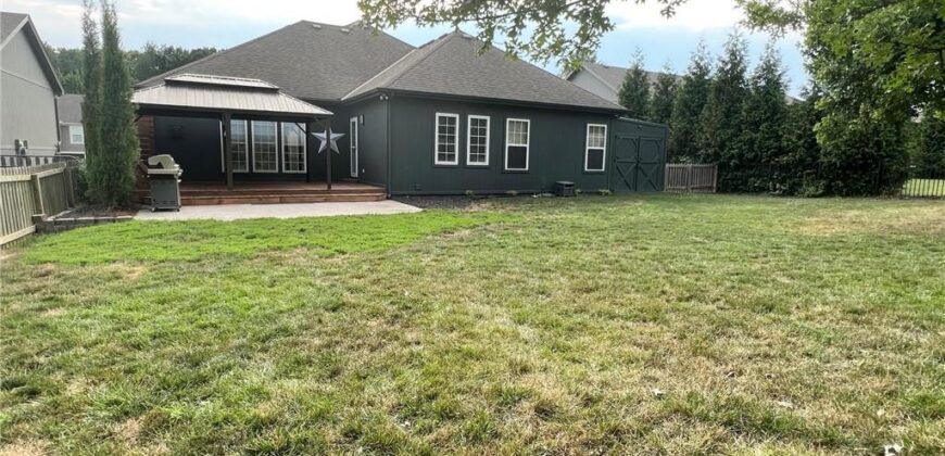 901 Chisam Road, Kearney, MO 64060