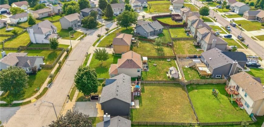 8412 NE 115th Terrace, Kansas City, MO 64157