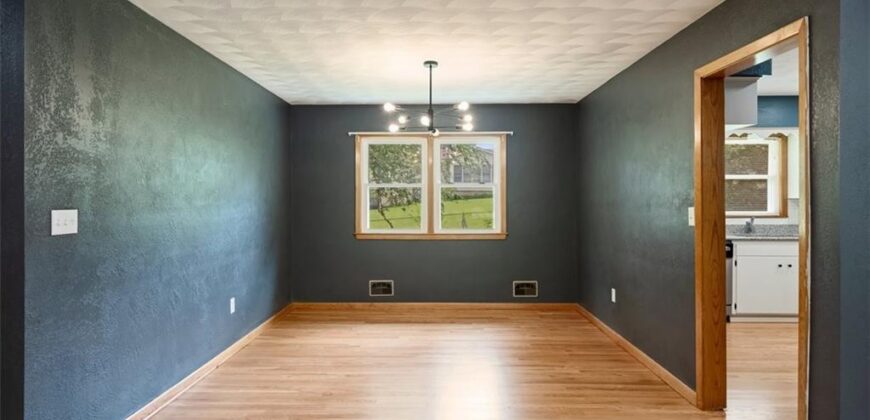 1601 77th Street, Kansas City, MO 64118