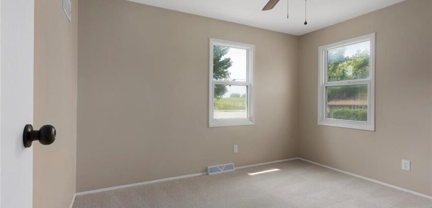 7801 NE San Rafael Drive, Kansas City, MO 64119