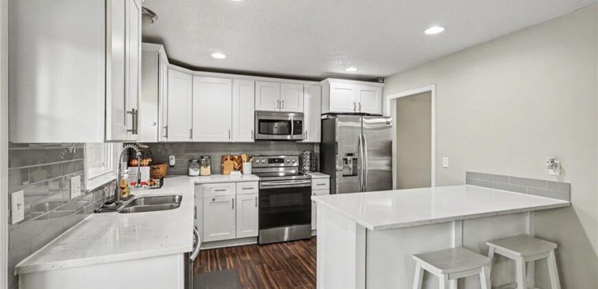 7013 N Winan Avenue, Kansas City, MO 64152