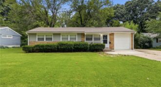 6108 N Charlotte Street, Kansas City, MO 64118