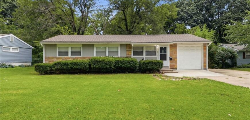 6108 N Charlotte Street, Kansas City, MO 64118