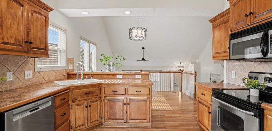 1408 NE 196TH Court, Smithville, MO 64089