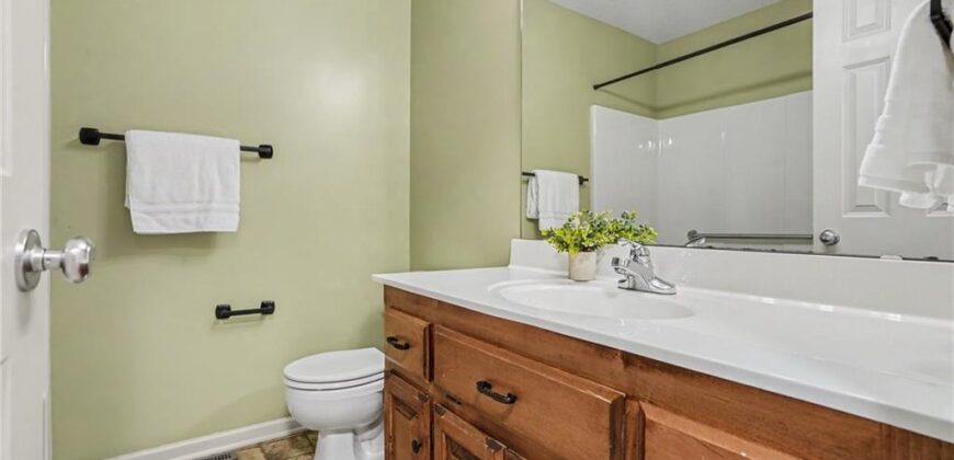1408 NE 196TH Court, Smithville, MO 64089