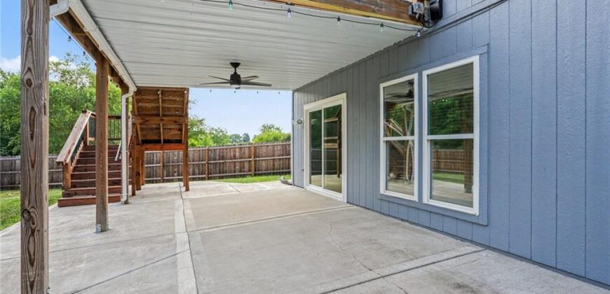 1408 NE 196TH Court, Smithville, MO 64089