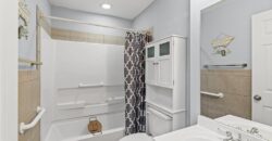 6104 N Euclid Avenue, Gladstone, MO 64118