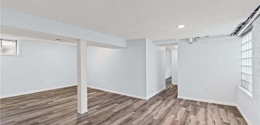 6104 N Euclid Avenue, Gladstone, MO 64118