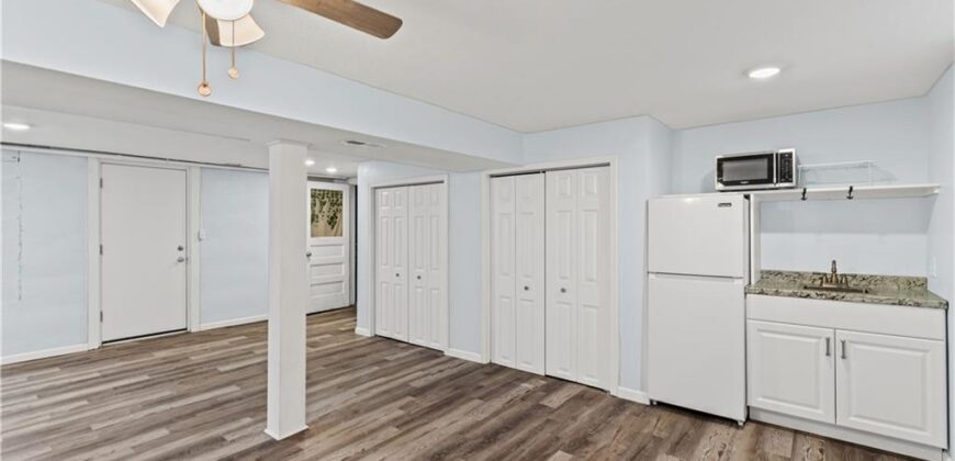 6104 N Euclid Avenue, Gladstone, MO 64118