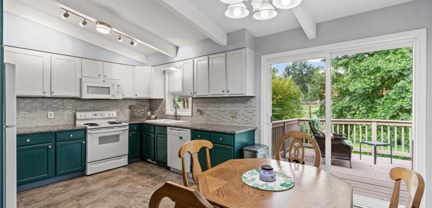 6104 N Euclid Avenue, Gladstone, MO 64118