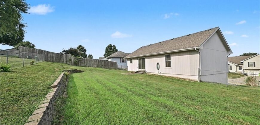 18713 Primrose Street, Smithville, MO 64089
